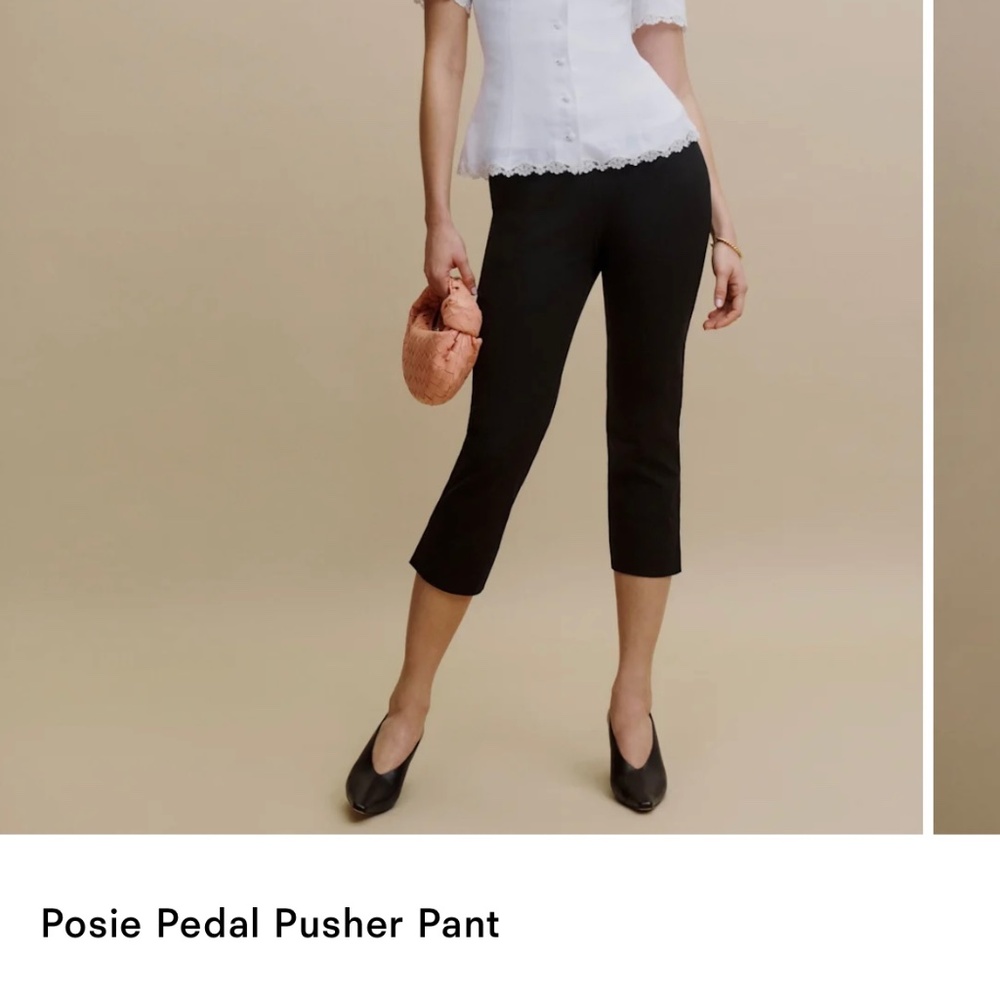 Reformation Posie Pedal Pusher Pant (Capri) Black - Size 2